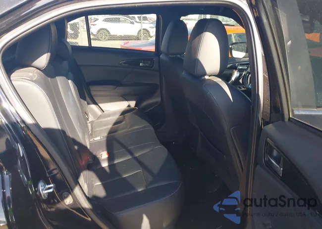 JA4ATWAA8RZ073688: 42297612