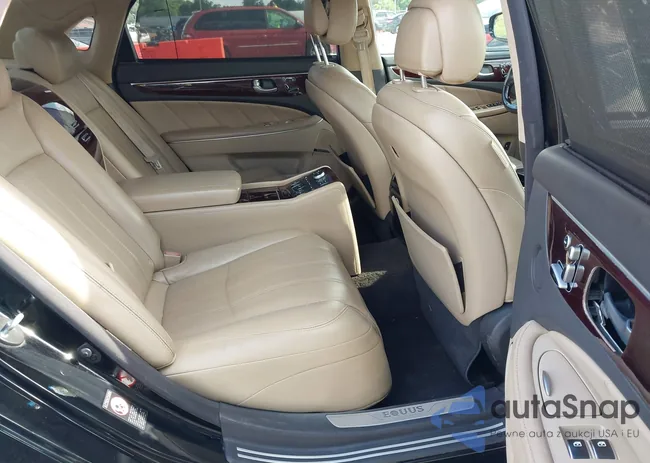 KMHGH4JF4BU028926: 42297684