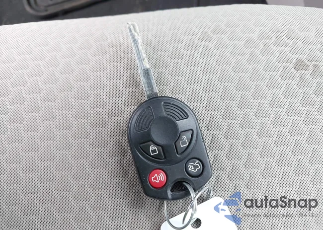 1FADP5AU8HL109138: 42296800