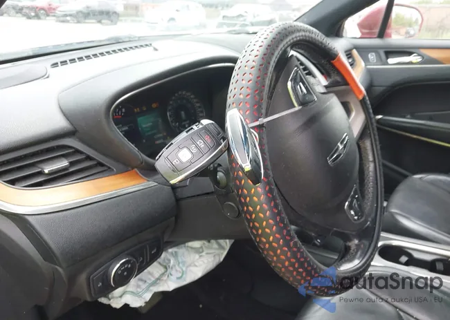 5LMCJ3D94HUL50555: 42296803