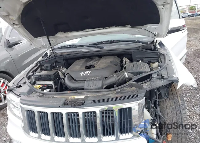 1C4RJEBGXDC656870: 42296944