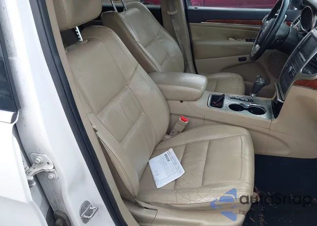 1C4RJEBGXDC656870: 42296944