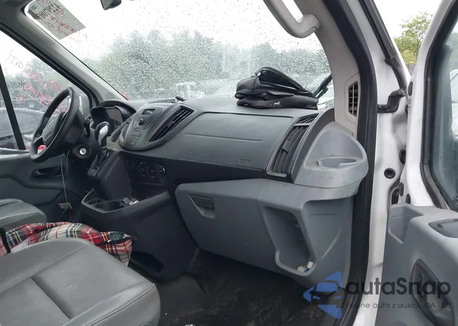 1FTNR2CM4FKA11666: 42297007