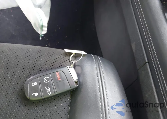 1C4RDJDG4MC696715: 42297082