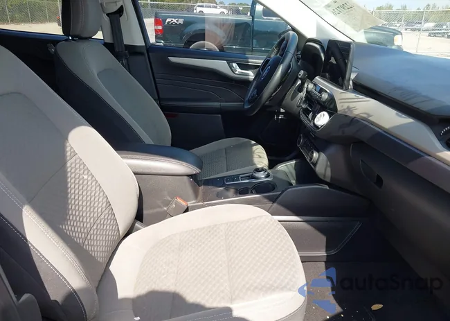 1FMCU0BZ1MUA27392: 42297126