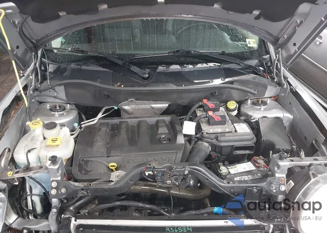 1C4NJRFB0GD500582: 42298262