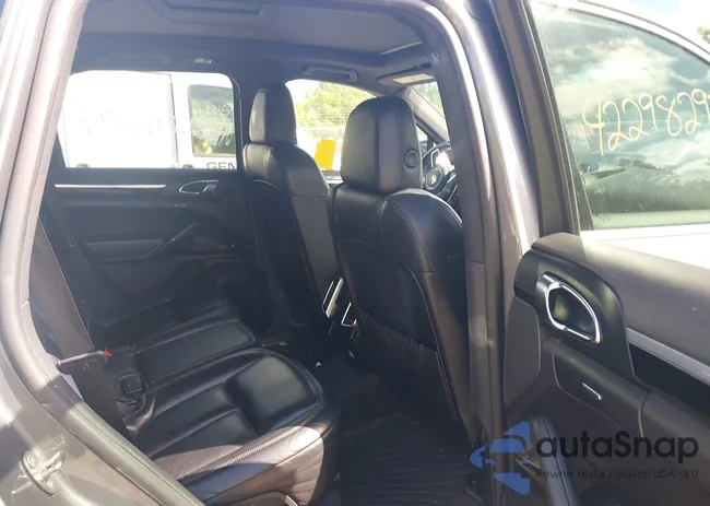 WP1AA2A24GLA10857: 42298297