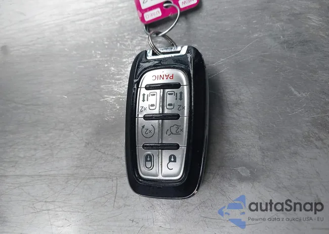 2C4RC1FG9JR228594: 42298327