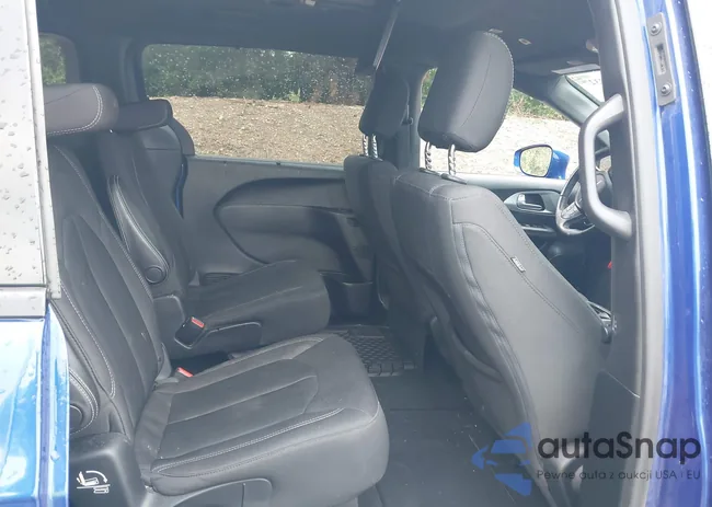 2C4RC1FG9JR228594: 42298327