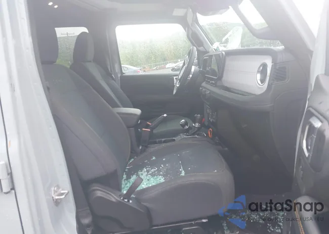 1C4RJXP69RW255697: 42298348