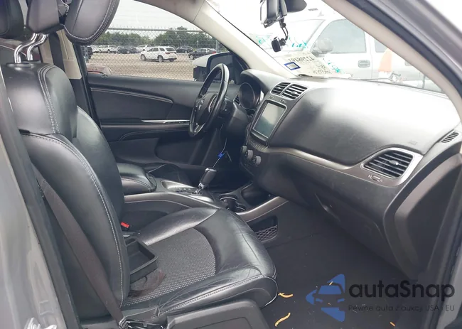 3C4PDCGBOLT212660: 42298493