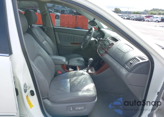 4T1BE30K55U556541: 42298668