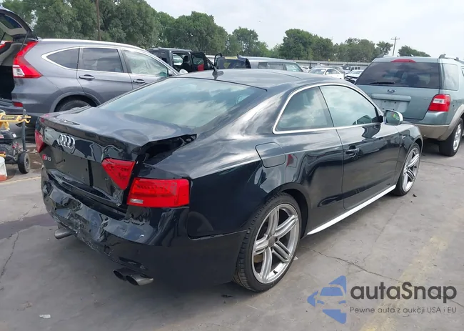 WAUVGAFR8EA033713: 42298683