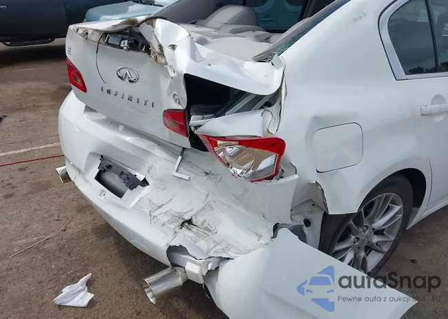 JNKCV61E99M305013: 42298702