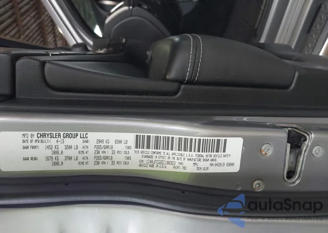 1C4RJFCG2EC186923: 42297977