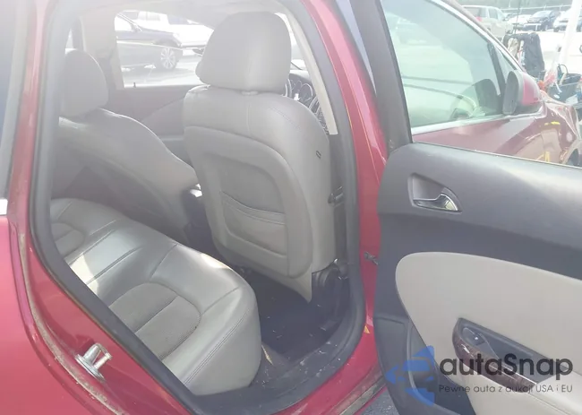 1G4PP5SK0C4218986: 42298097