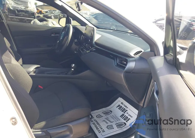 JTNKHMBX0K1049131: 42298110