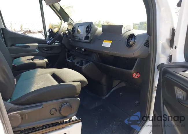 W1Y4KBHY1RT176340: 42298114