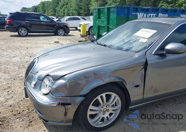 SAJEA01UX3HM89275: 42299252