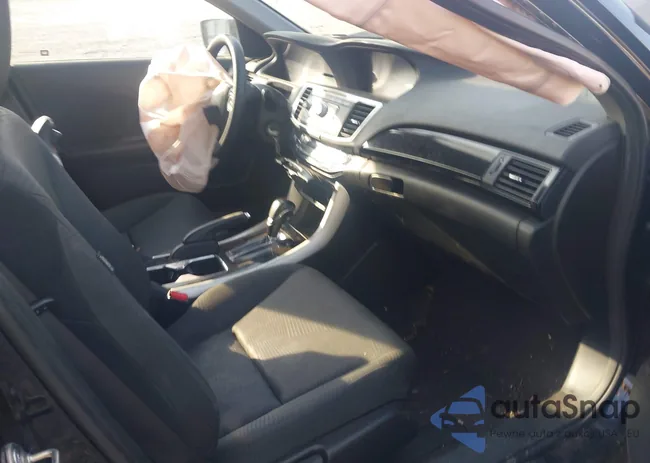 1HGCR2F37HA074894: 42299261