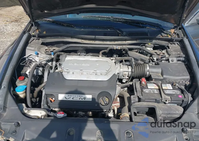 1HGCP3F83BA010057: 42299285