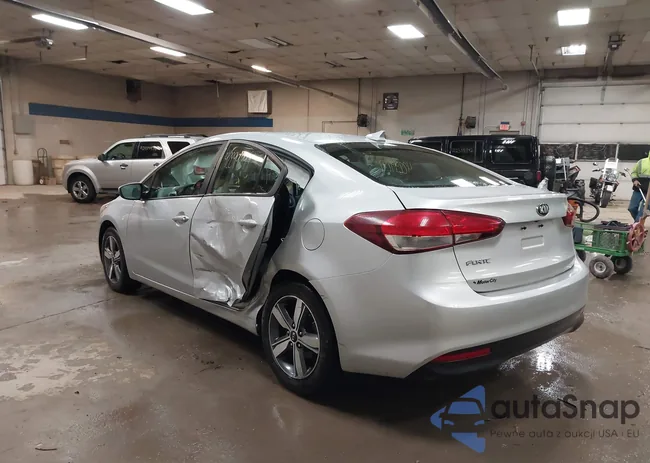 3KPFL4A71JE173877: 42299297