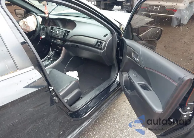 1HGCR2F16HA181370: 42299489