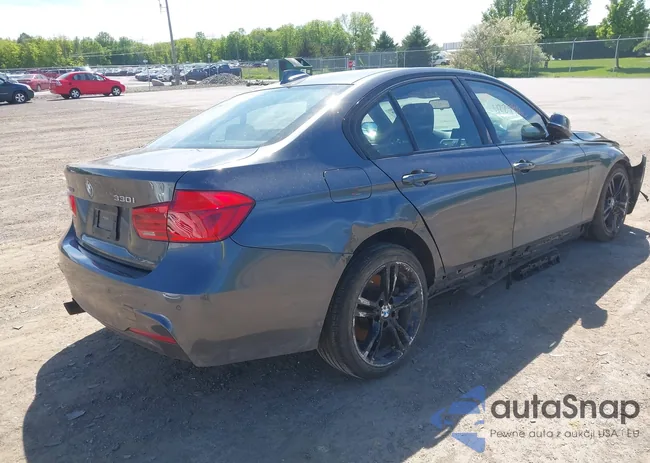 WBA8D9C33HA004810: 42299640