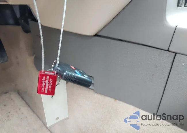 1FMEU74876UA81613: 42299693