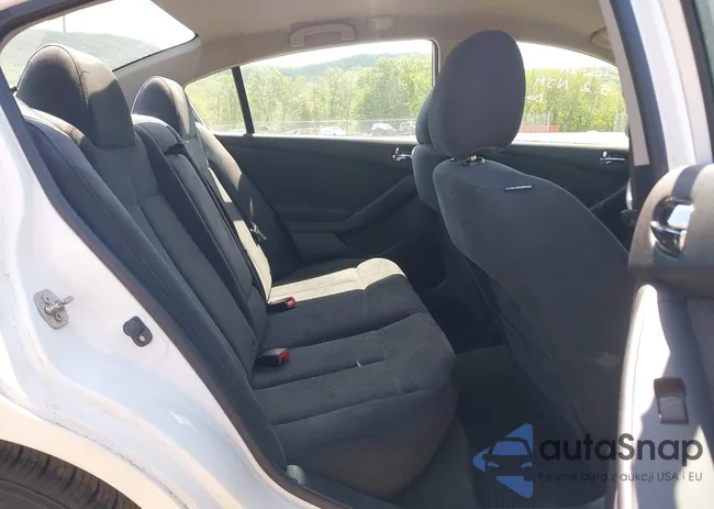 1N4AL2AP9CC121041: 42298975