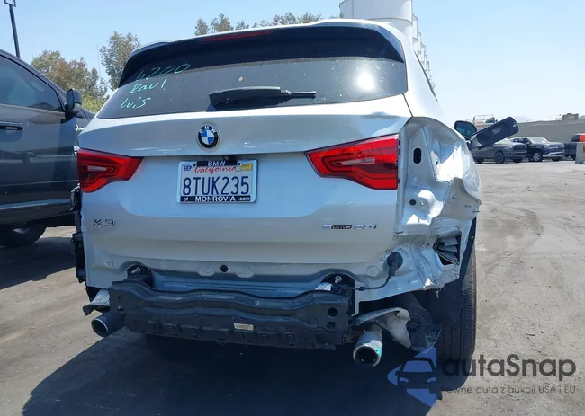 5UXTR7C59KLR51736: 42299005