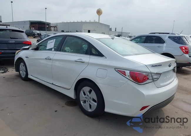 KMHEC4A48CA038558: 42299099