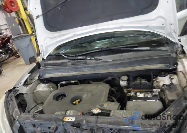 KNDJT2A63C7474823: 42299101