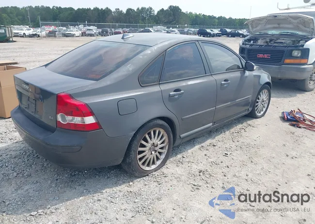 YV1MS390872300832: 42300214