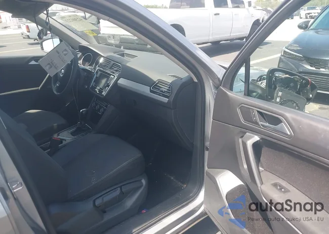 3VV1B7AX7MM117954: 42300223