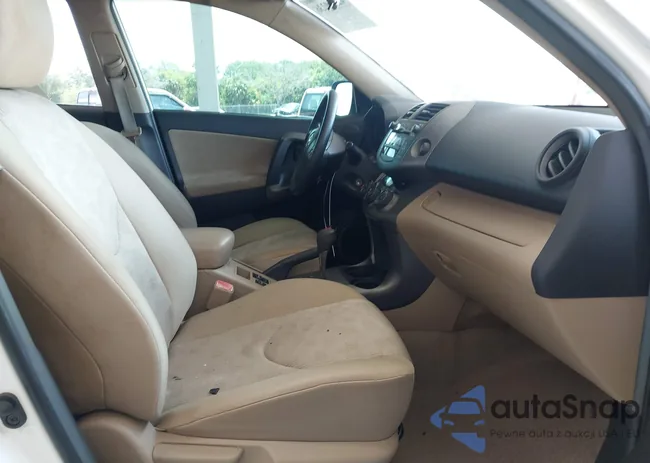 2T3ZF33V09W016108: 42300236