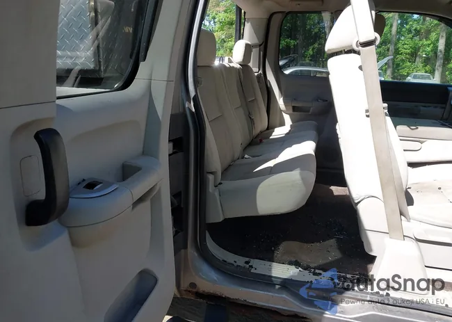 2GCEK29J991104169: 42300329