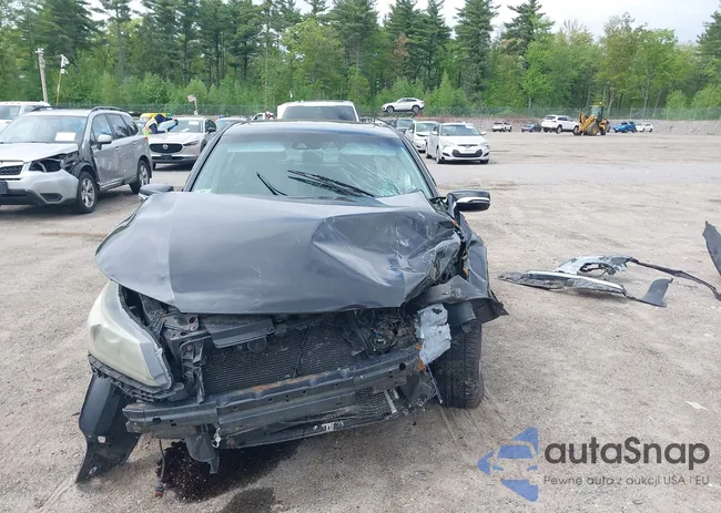 1HGCR2F80DA266731: 42300330