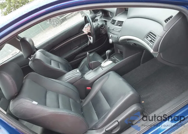 1HGCS22819A007828: 42300397