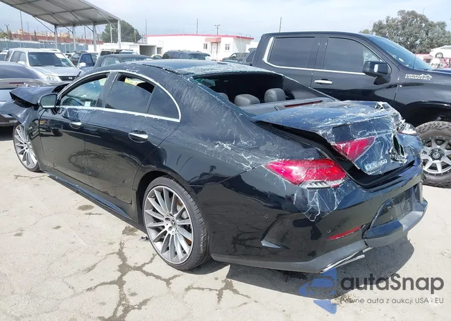 WDD2J5JB0KA037300: 42300400