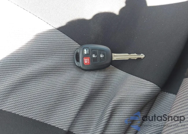 5YFBURHE9GP526077: 42300498