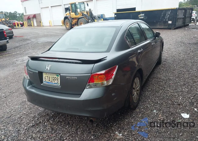 1HGCP26349A194210: 42300545