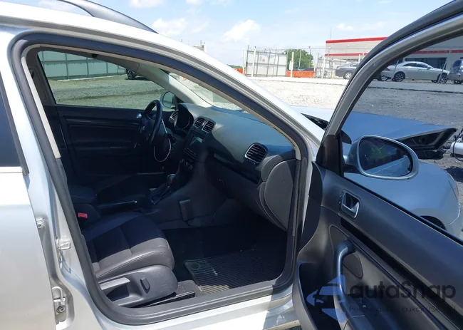 3VWPL7AJ3CM665981: 42300570