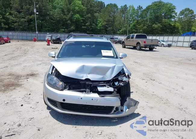 3VWPL7AJ3CM665981: 42300570