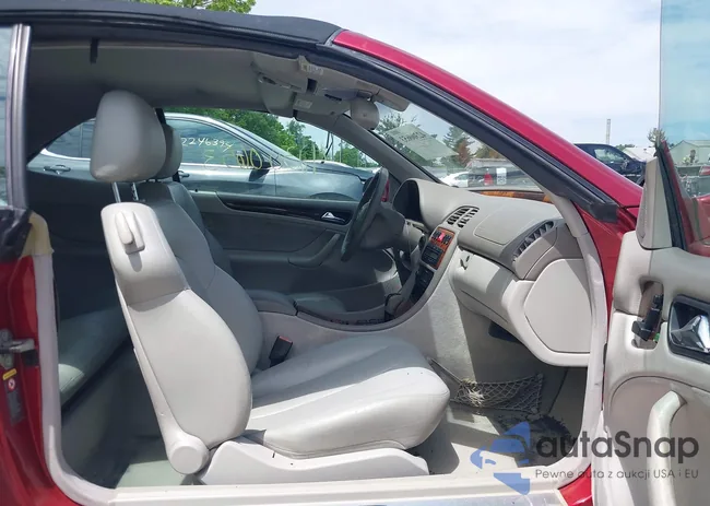 WDBLK65G62T118893: 42300653