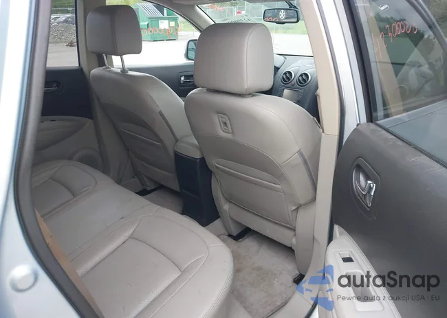 JN8AS5MT2DW024274: 42300000