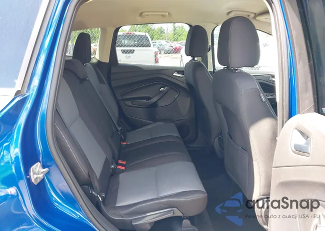 1FMCU9GD8HUA90786: 42300003