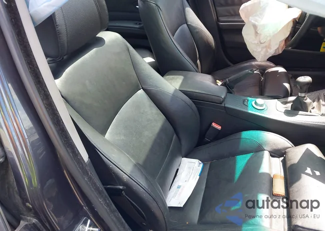 WBAVD33566KL53162: 42301284