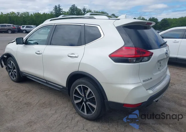 JN8AT2MV2HW026450: 42301312