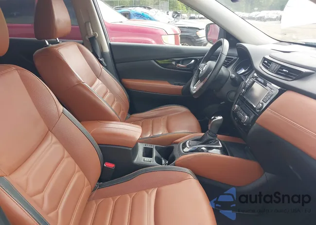 JN8AT2MV2HW026450: 42301312